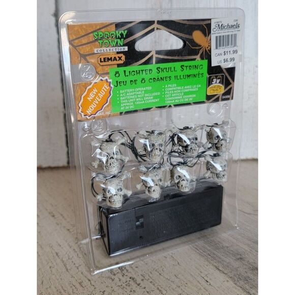 Spooky town Lemax 8 lighted Skull string Halloween Village - Picture 2 of 5